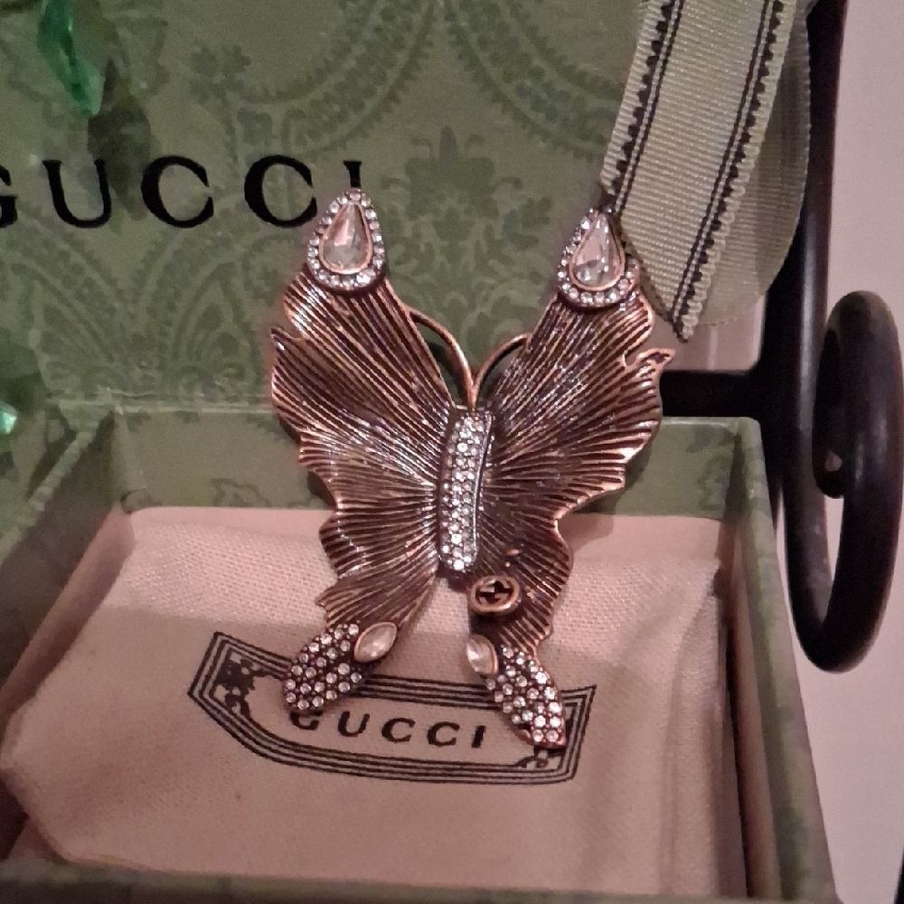 SOLD Gucci Gold and Silver Butterfly Brooch - Picture 1 of 14